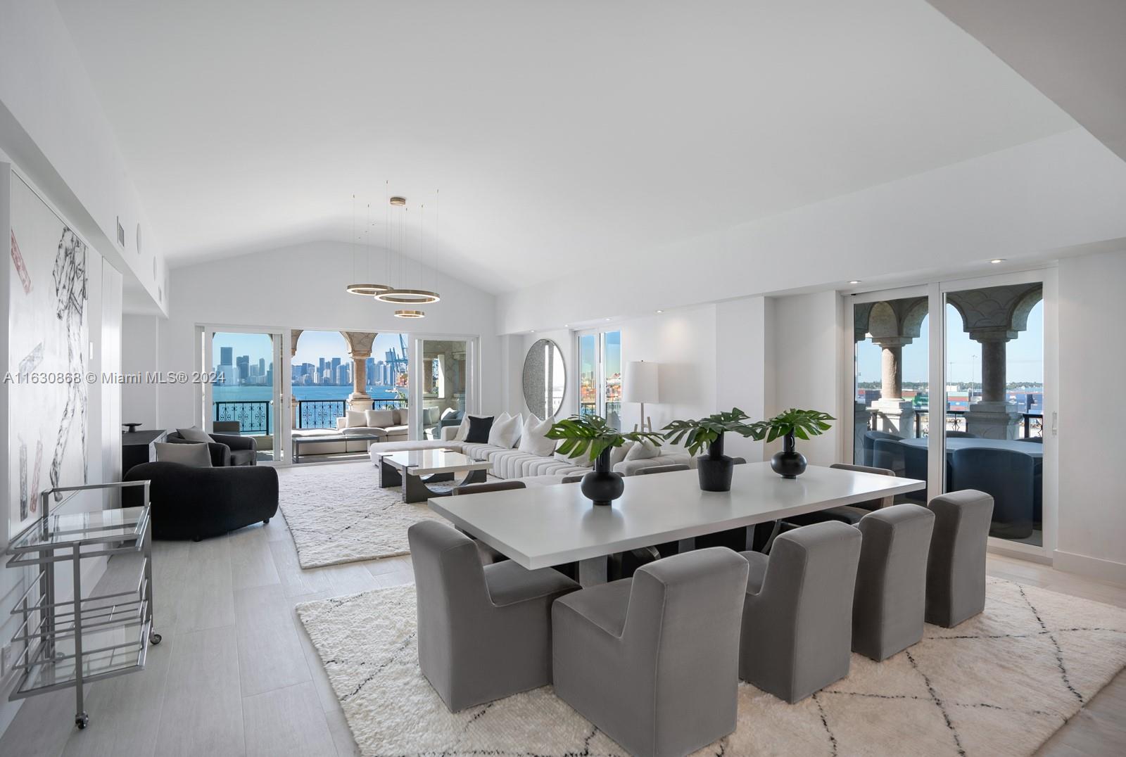 5365 Fisher Island Dr # 5365