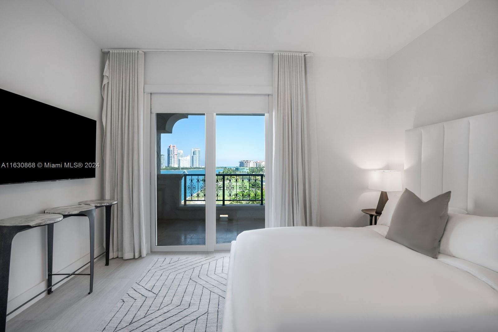 5365 Fisher Island Dr # 5365
