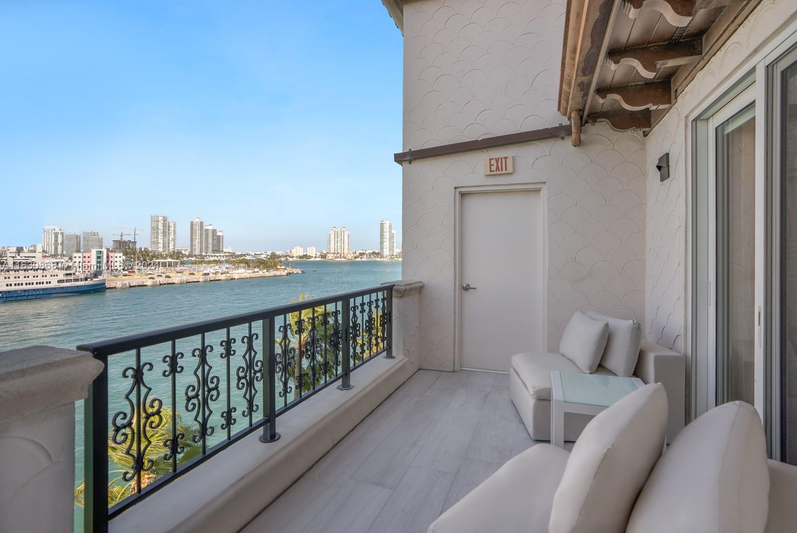 5365 Fisher Island Dr # 5365