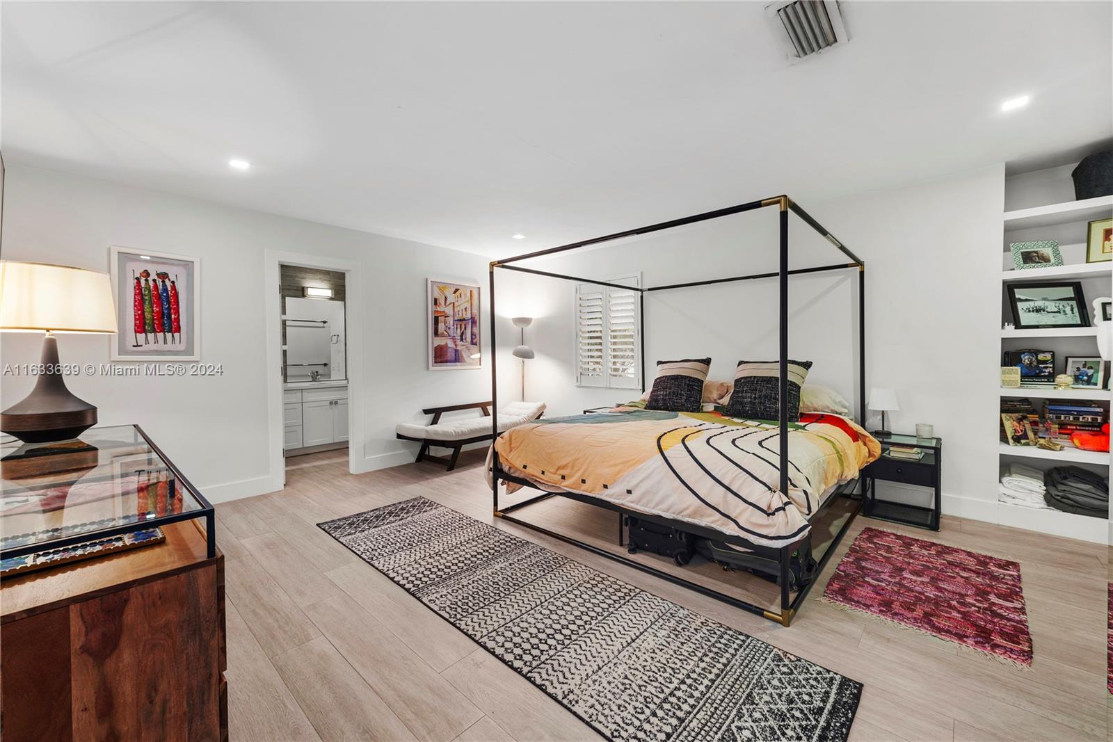 4030 Alhambra Cir