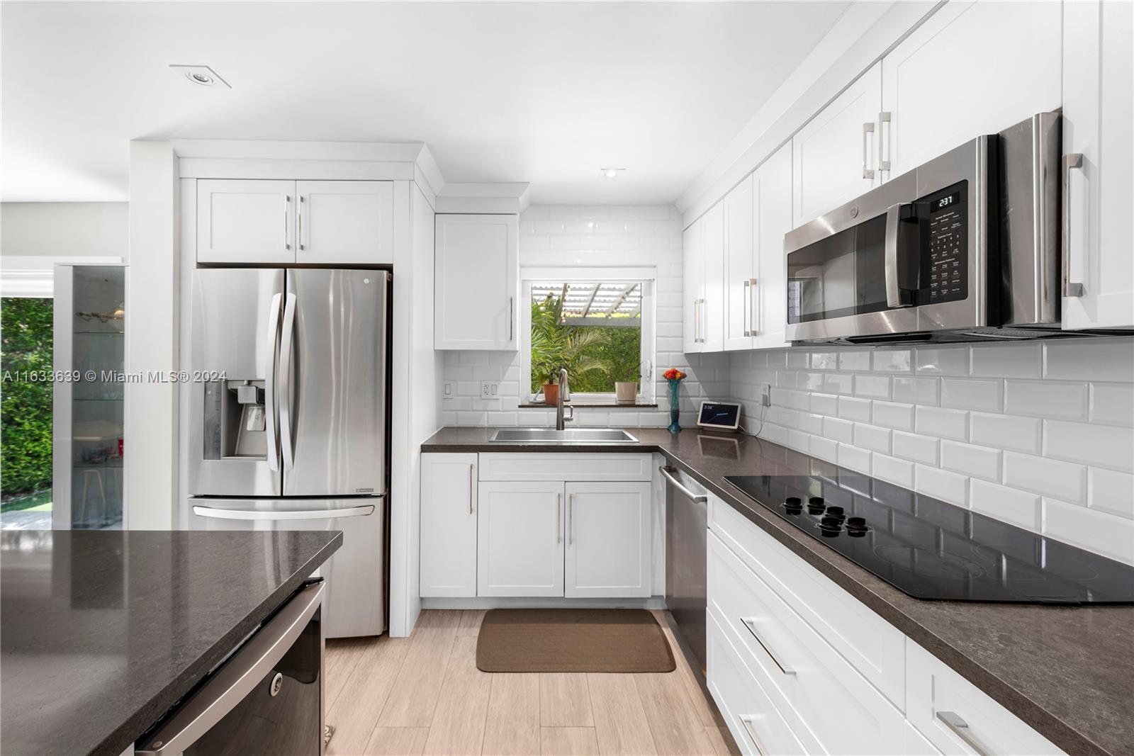 4030 Alhambra Cir