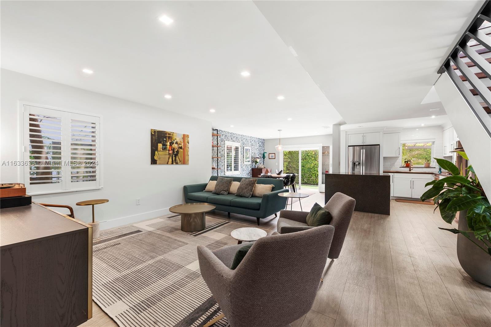4030 Alhambra Cir