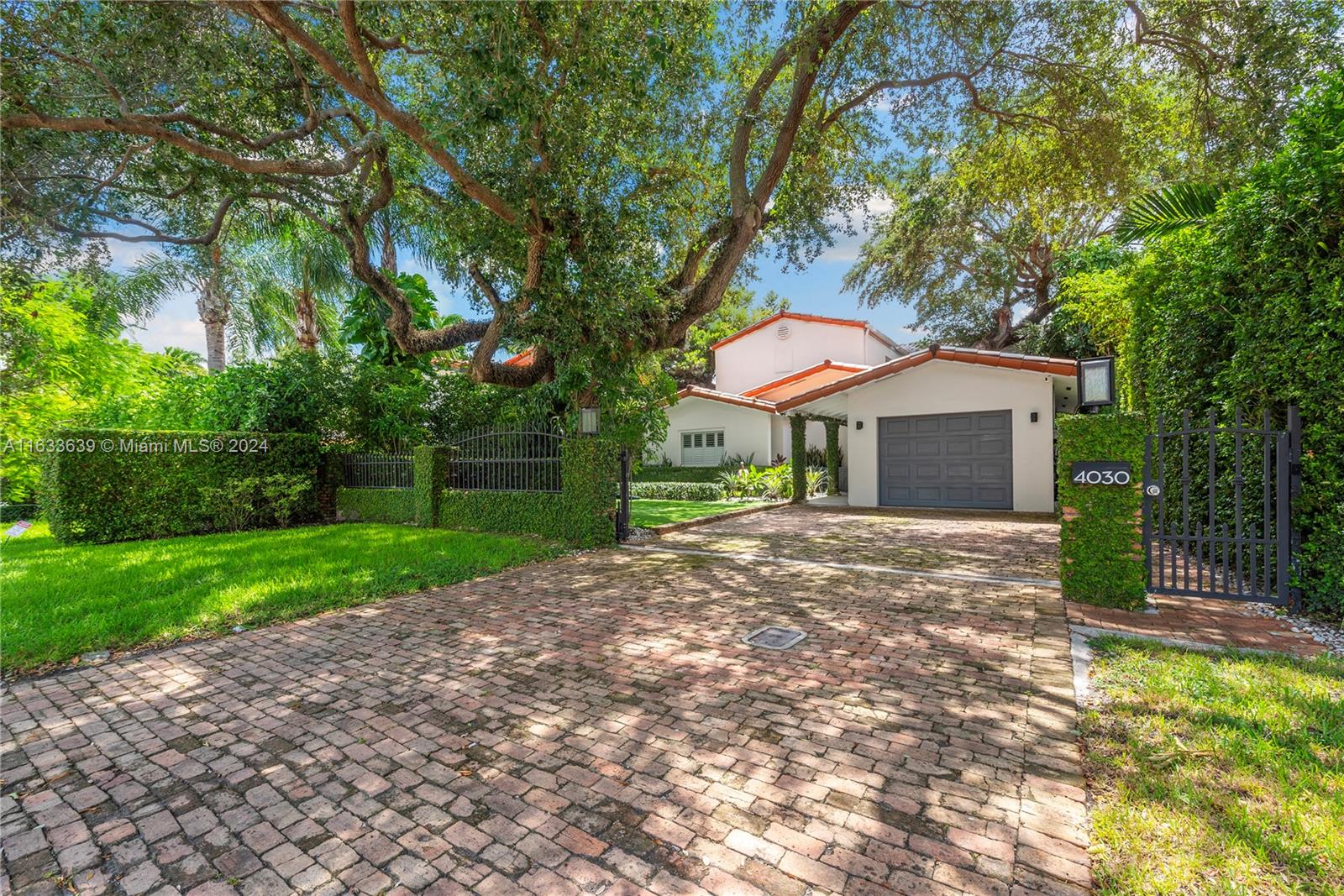4030 Alhambra Cir