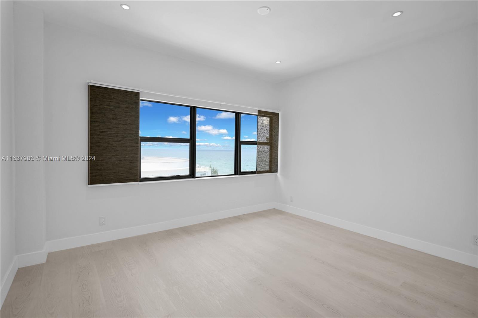 5415 Collins Ave # C Unit: PH-C