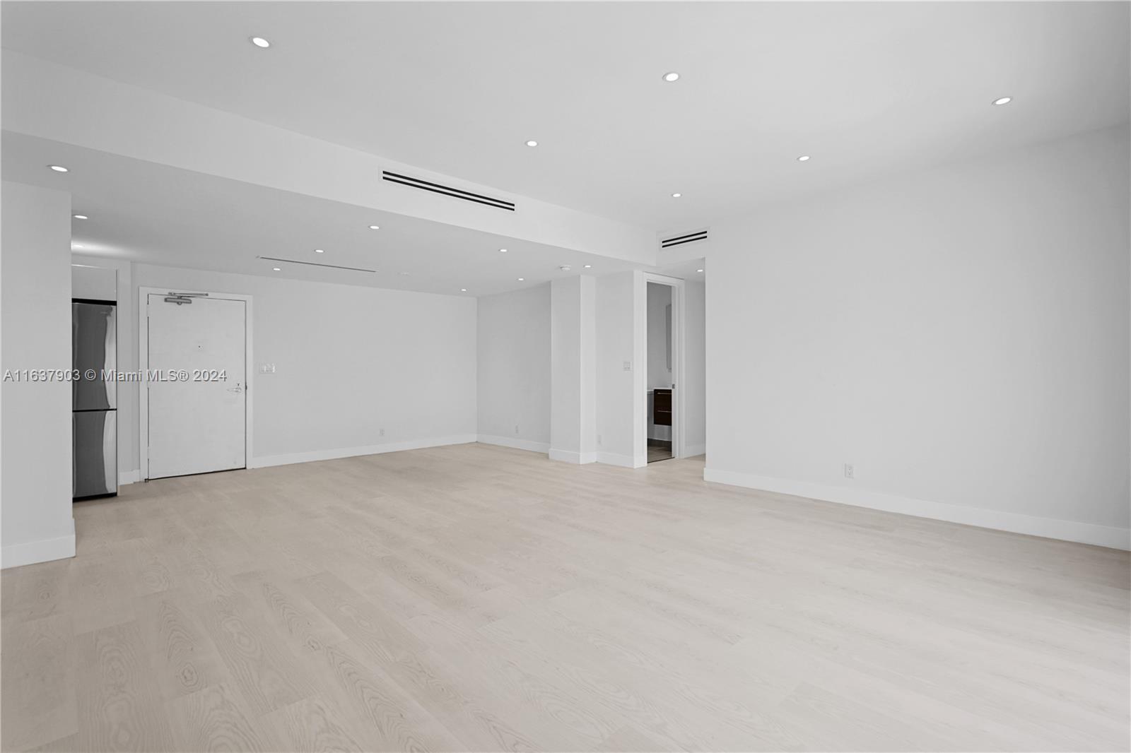 5415 Collins Ave # C Unit: PH-C