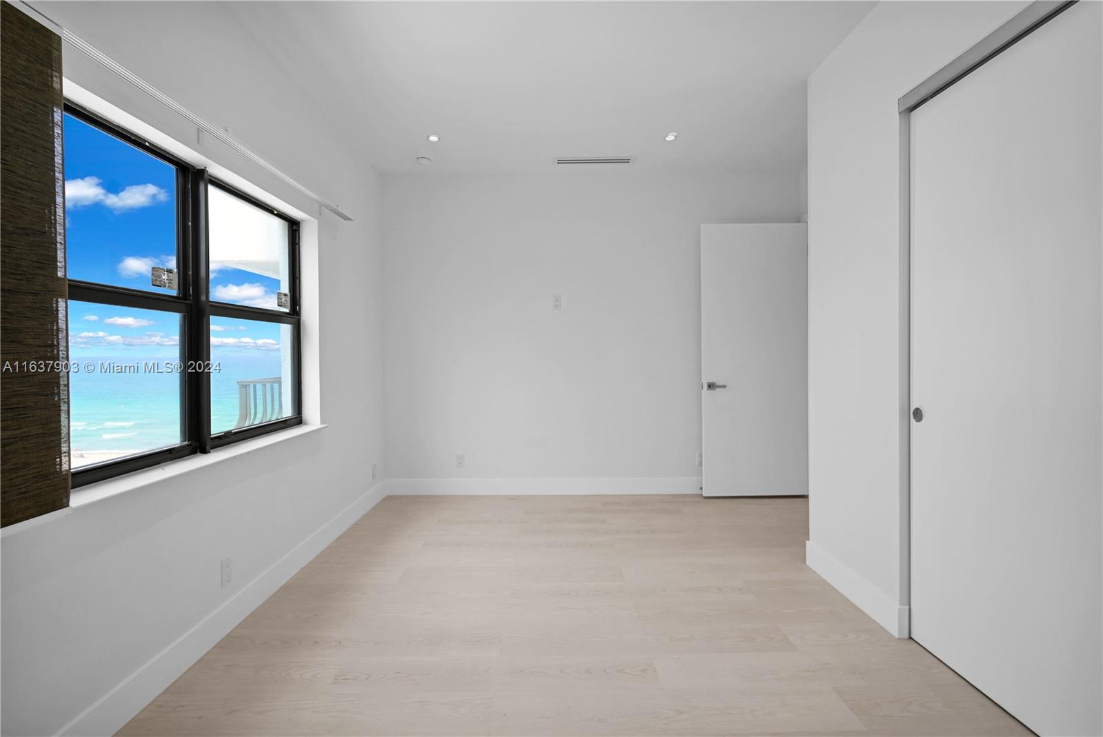 5415 Collins Ave # C Unit: PH-C