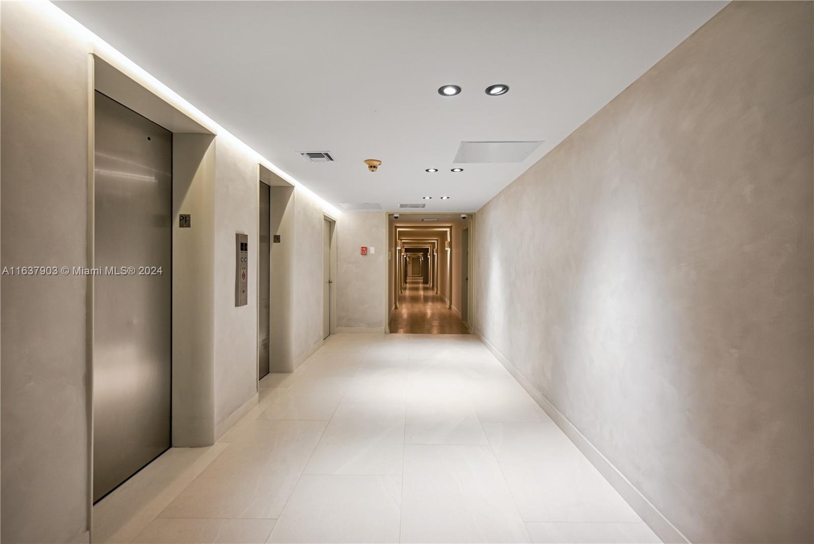 5415 Collins Ave # C Unit: PH-C