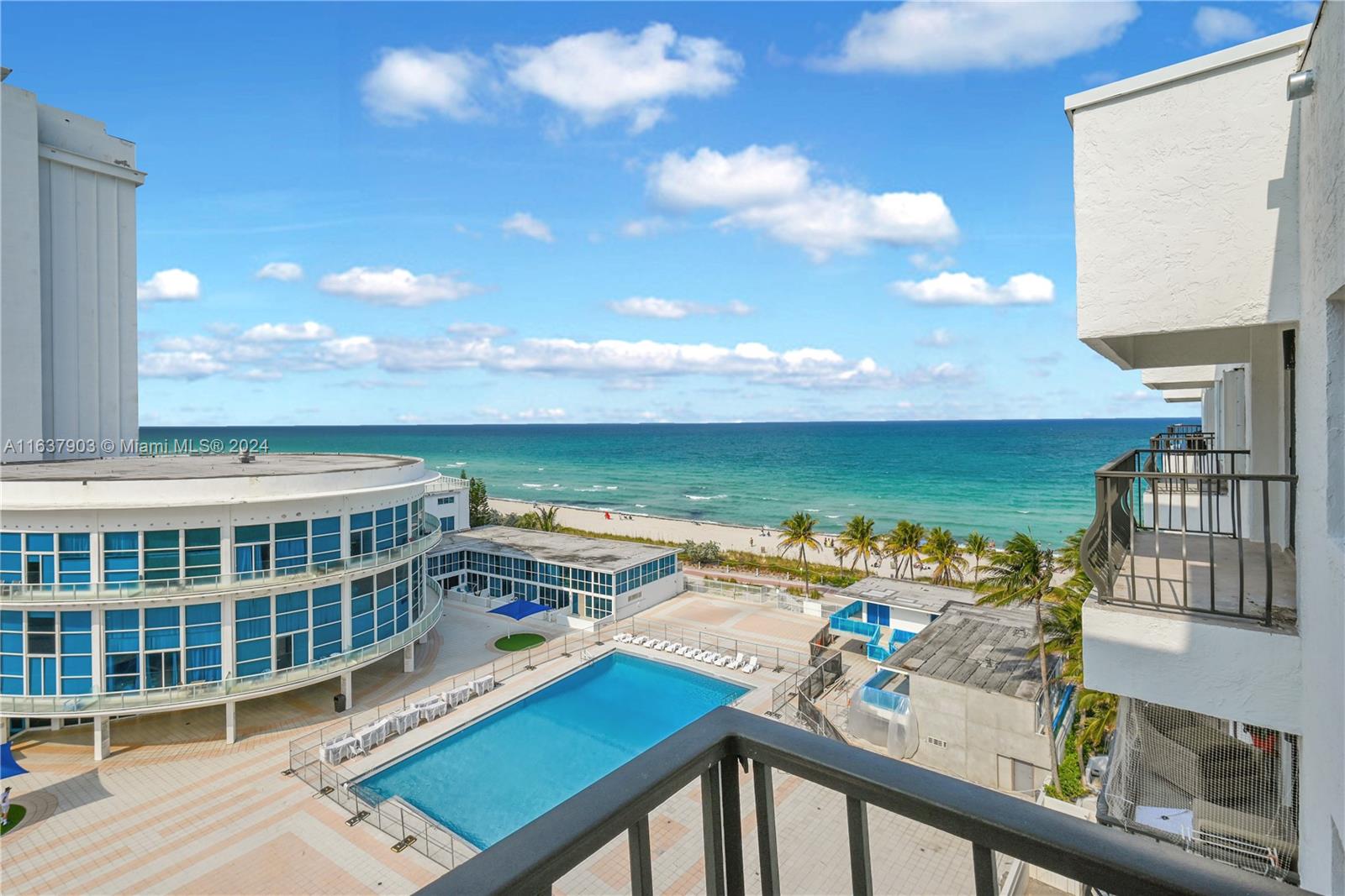 5415 Collins Ave # C Unit: PH-C