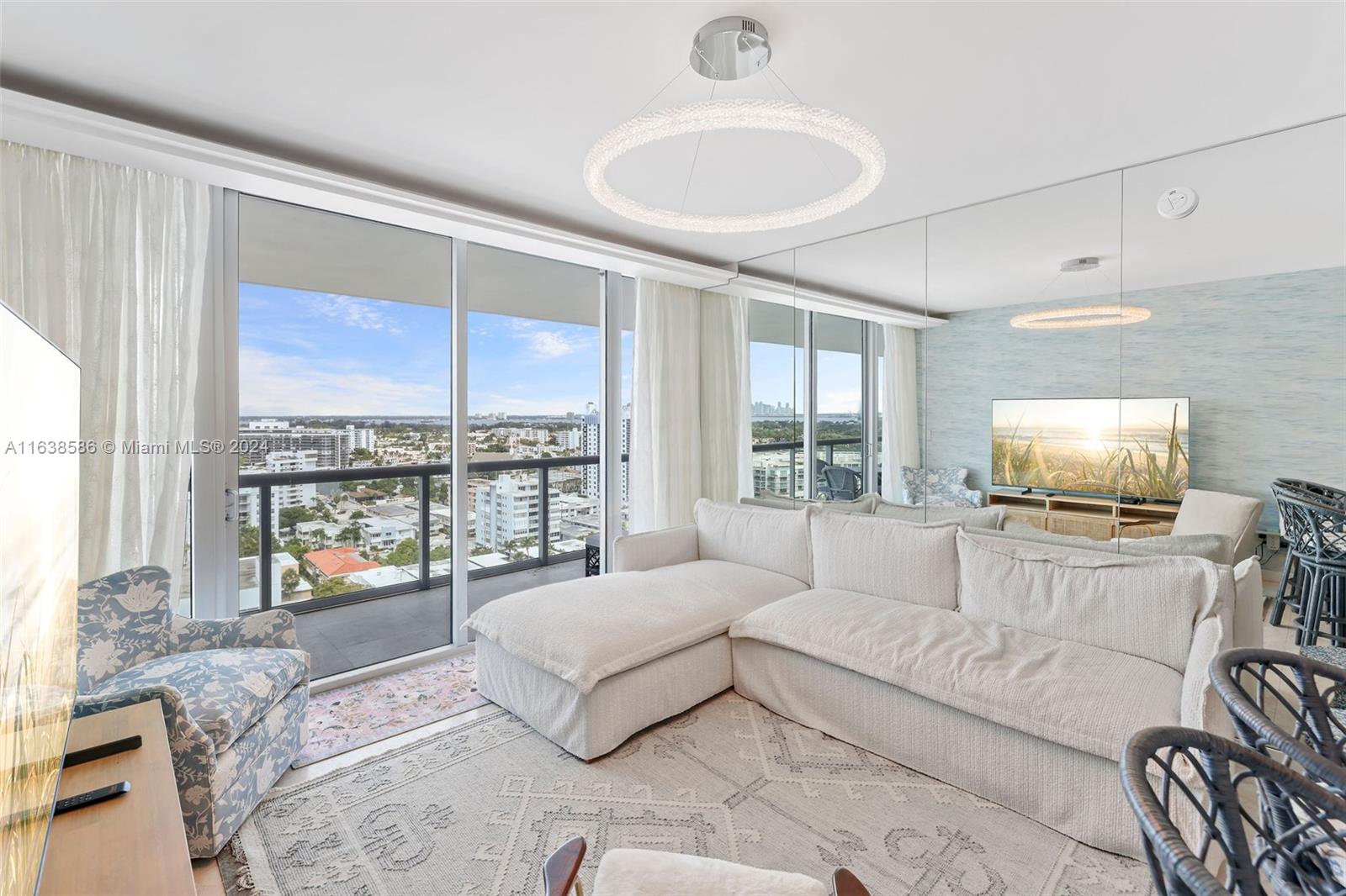 6799 Collins Ave # 1601