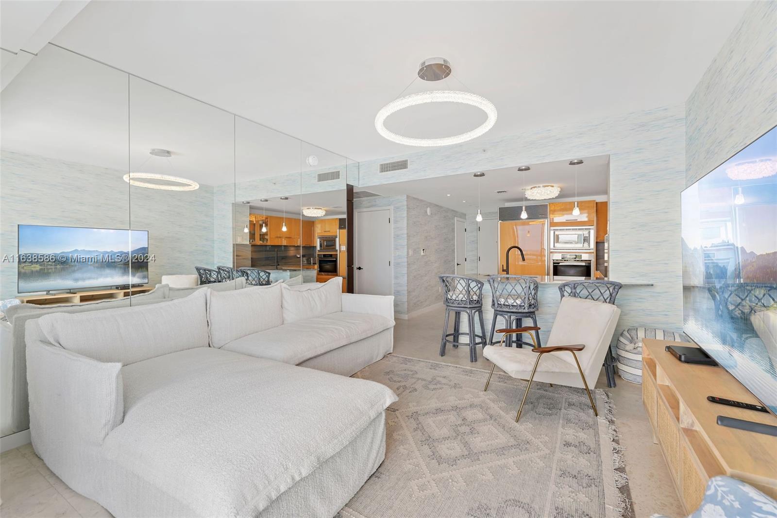 6799 Collins Ave # 1601