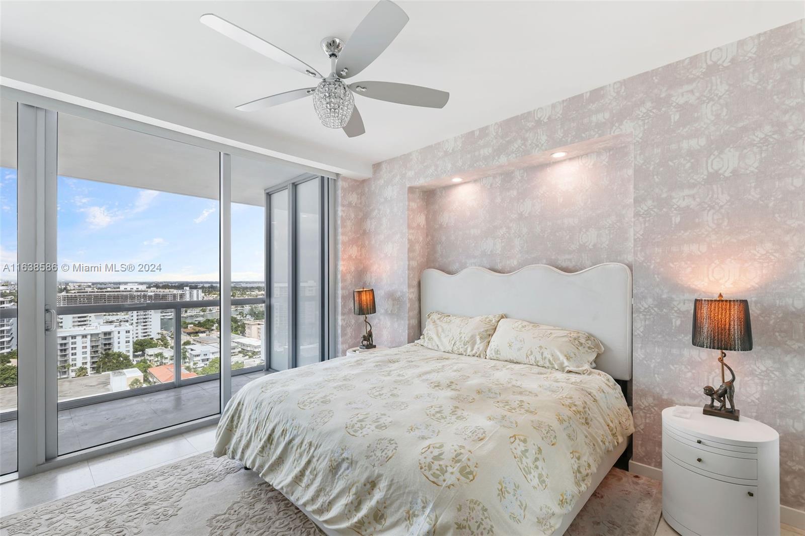 6799 Collins Ave # 1601