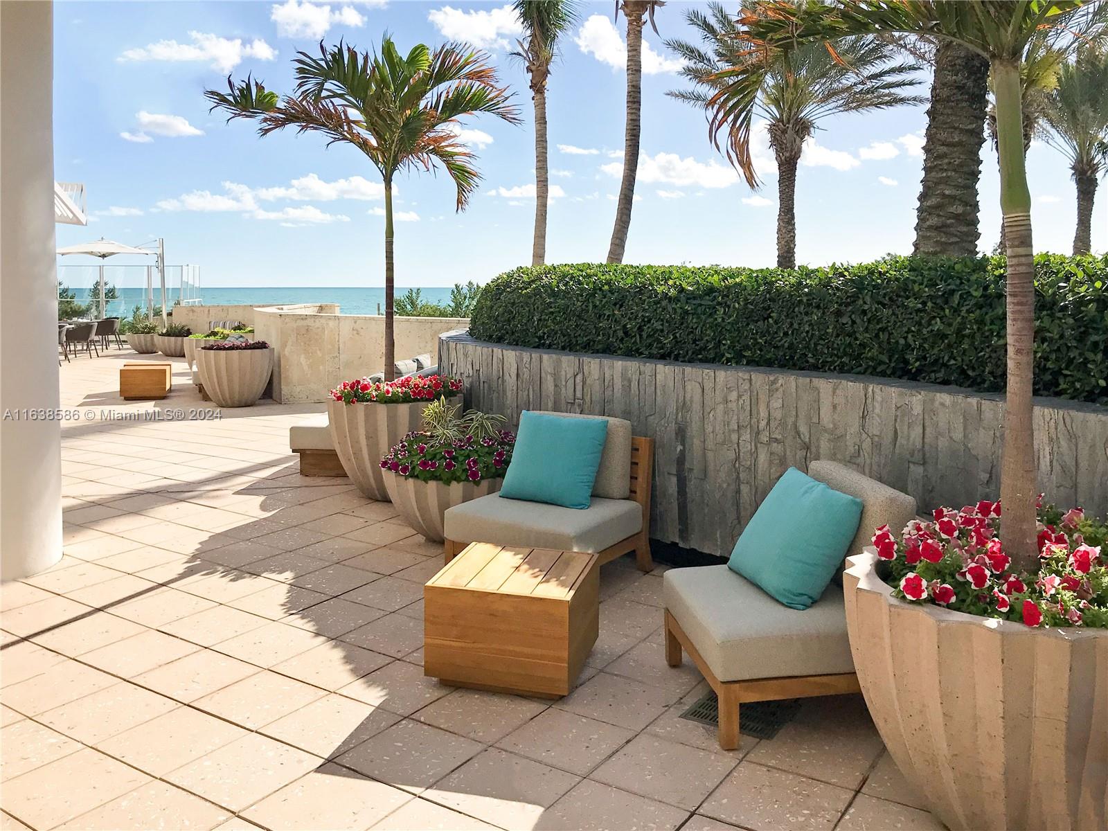 6799 Collins Ave # 1601