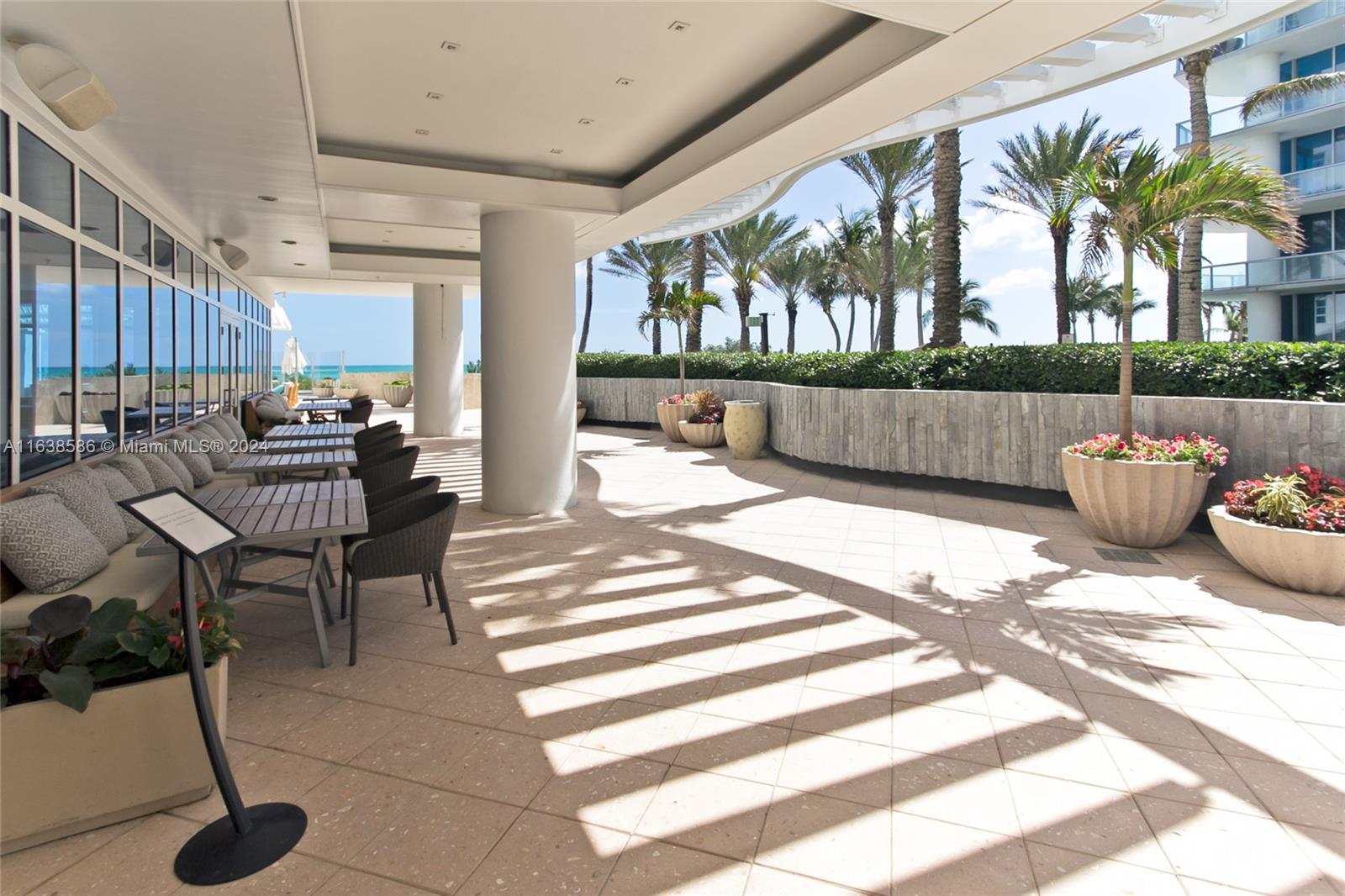 6799 Collins Ave # 1601