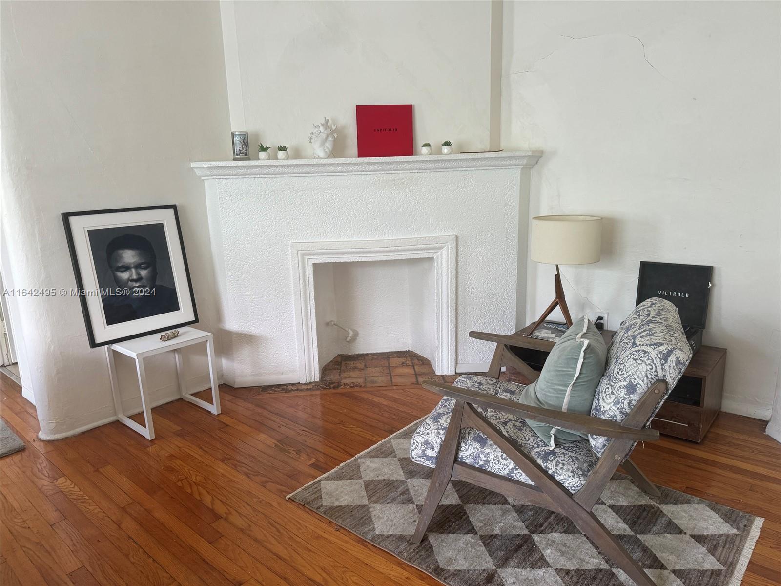 751 Euclid Ave # 4