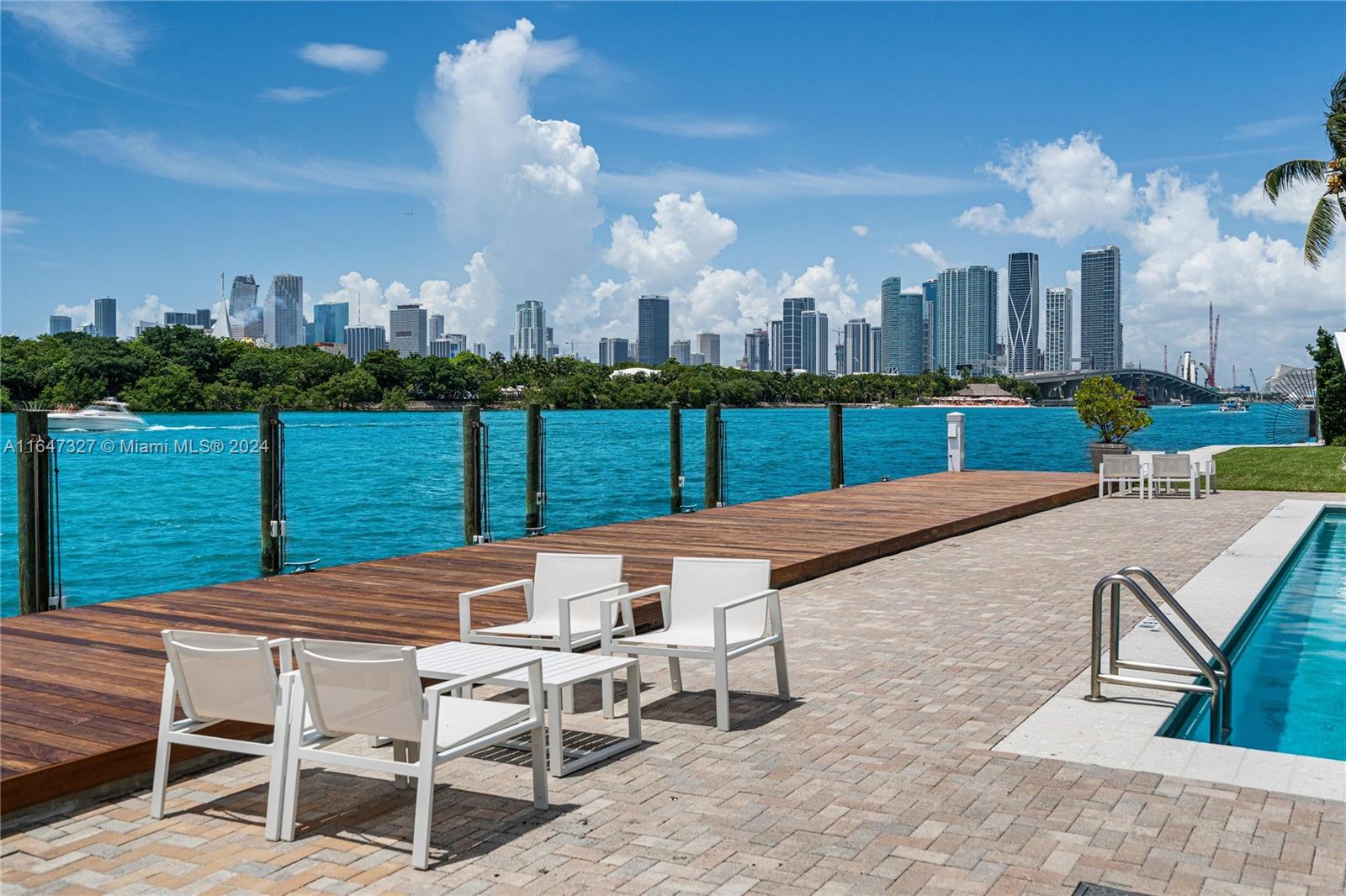 1130 Venetian Way # 2A