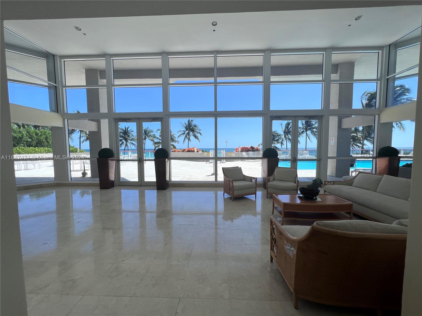 6767 Collins Ave # 1906