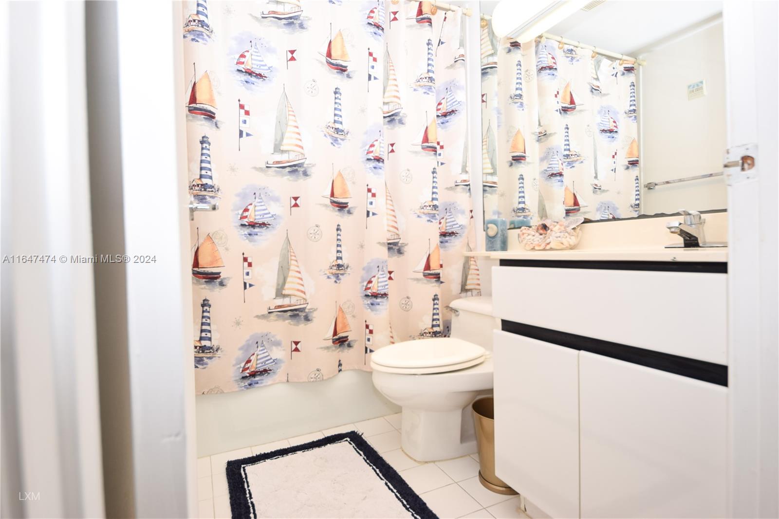 6767 Collins Ave # 1906