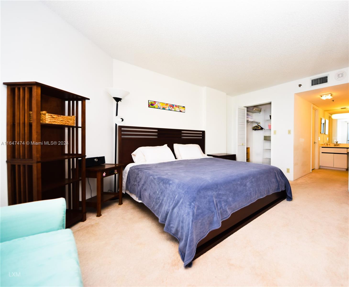6767 Collins Ave # 1906
