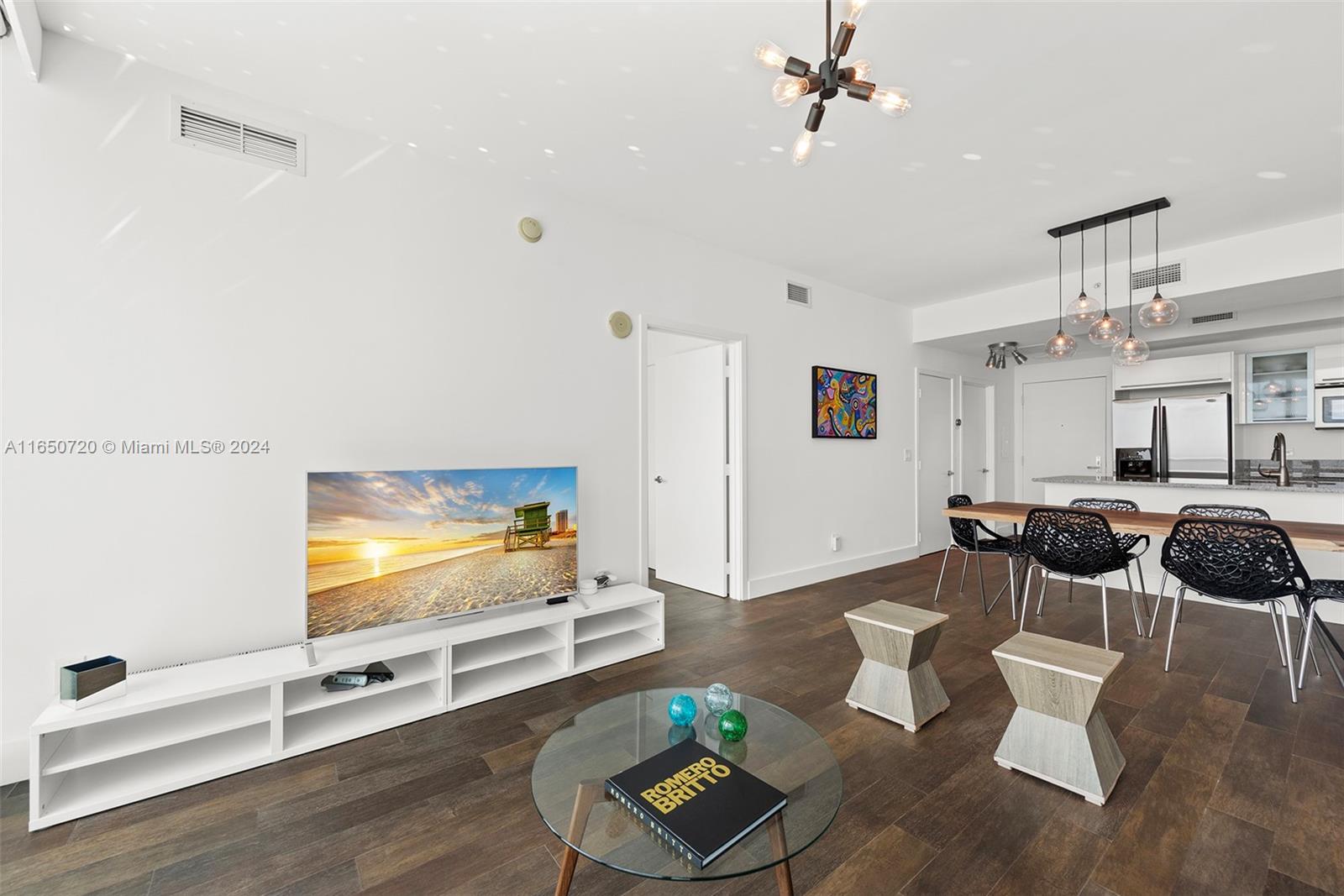 888 Biscayne Blvd # 1711