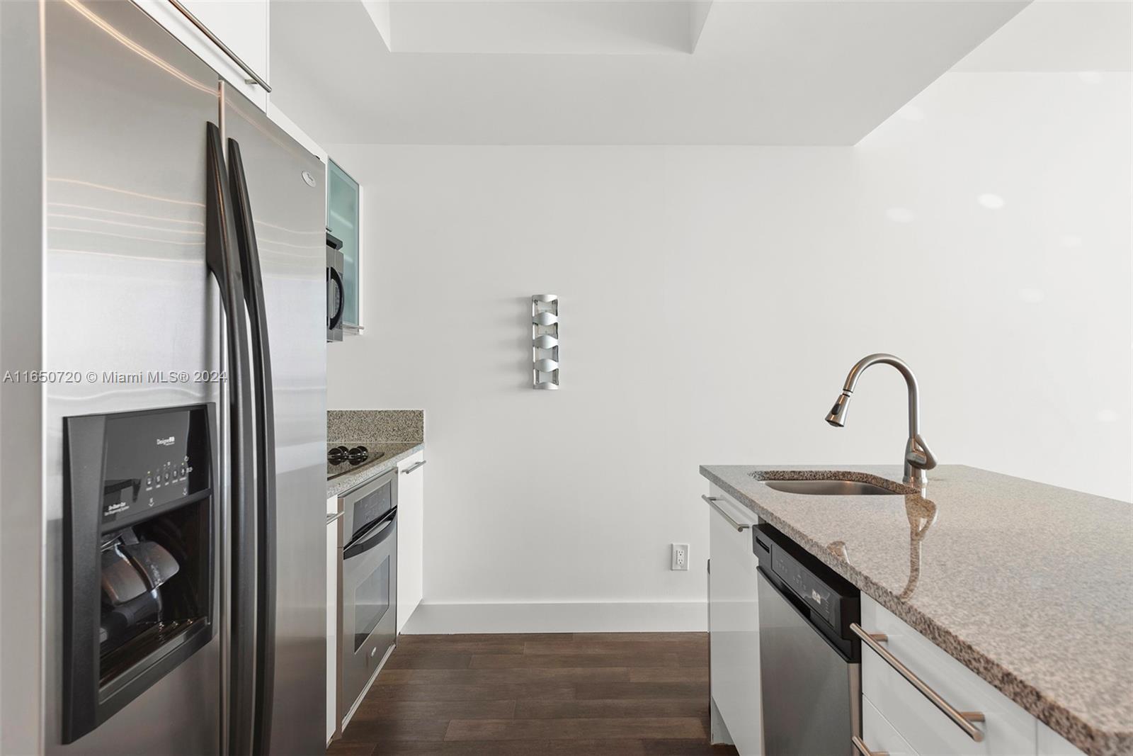 888 Biscayne Blvd # 1711