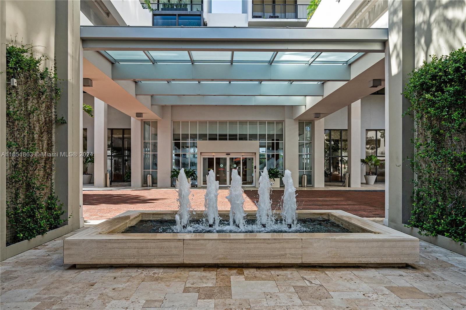 1000 Venetian Way # 2201 Unit: PH 2201