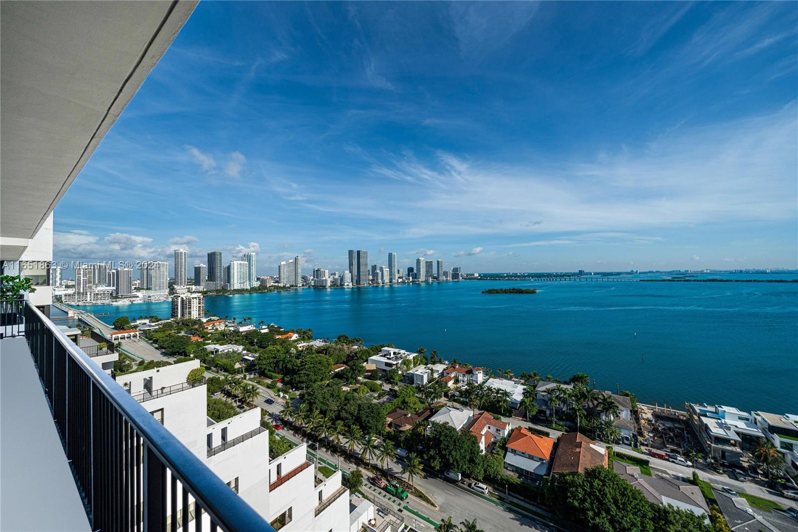 1000 Venetian Way # 2201 Unit: PH 2201