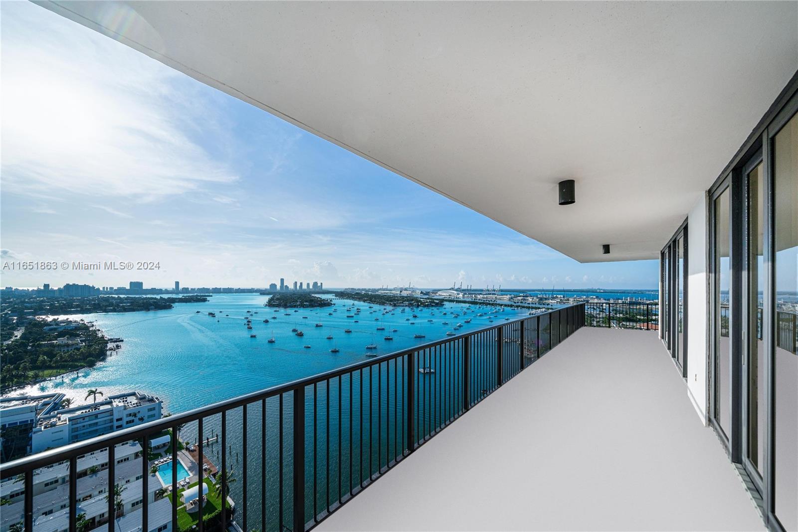 1000 Venetian Way # 2201 Unit: PH 2201