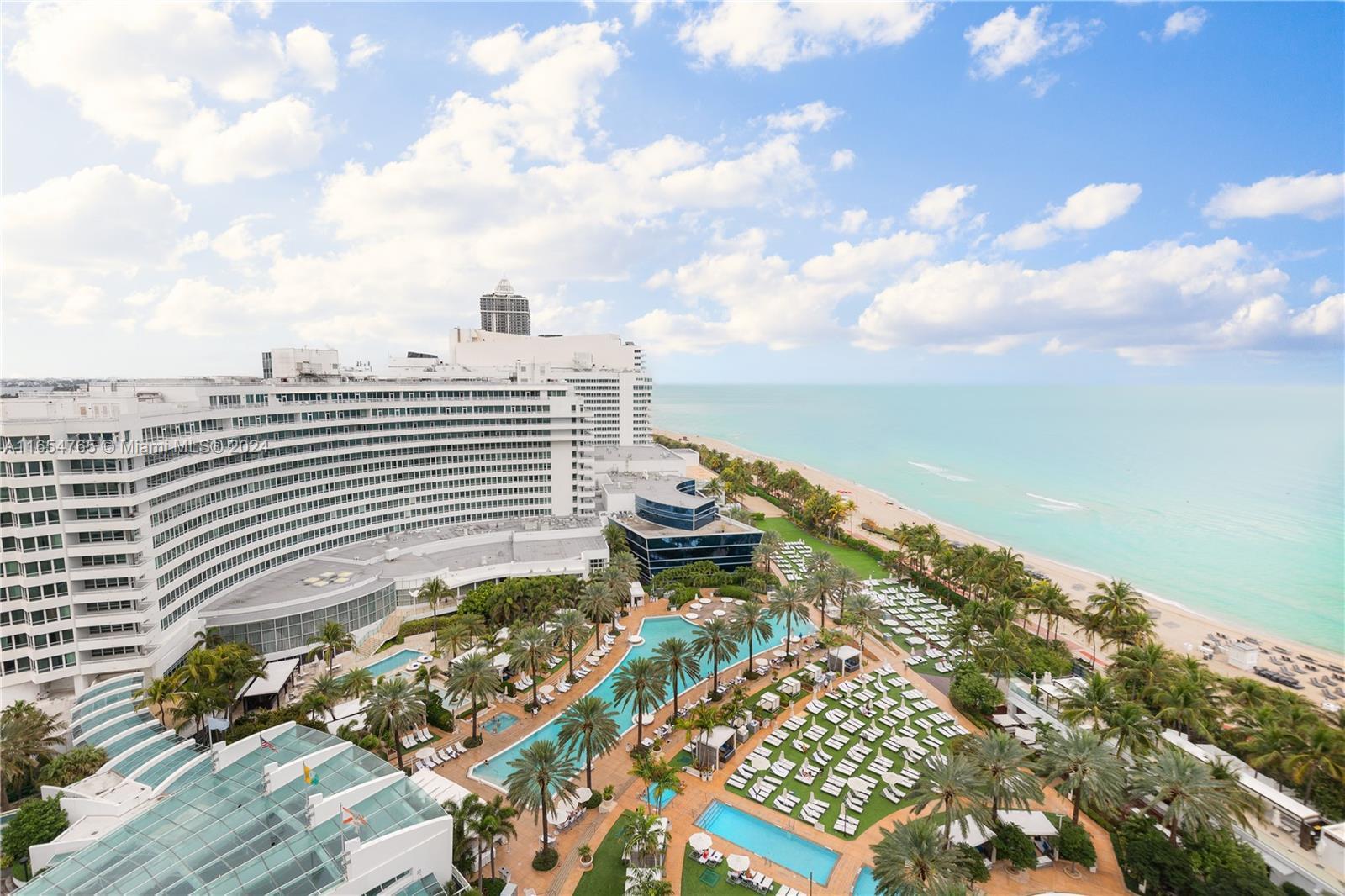 4391 Collins Ave # 1703