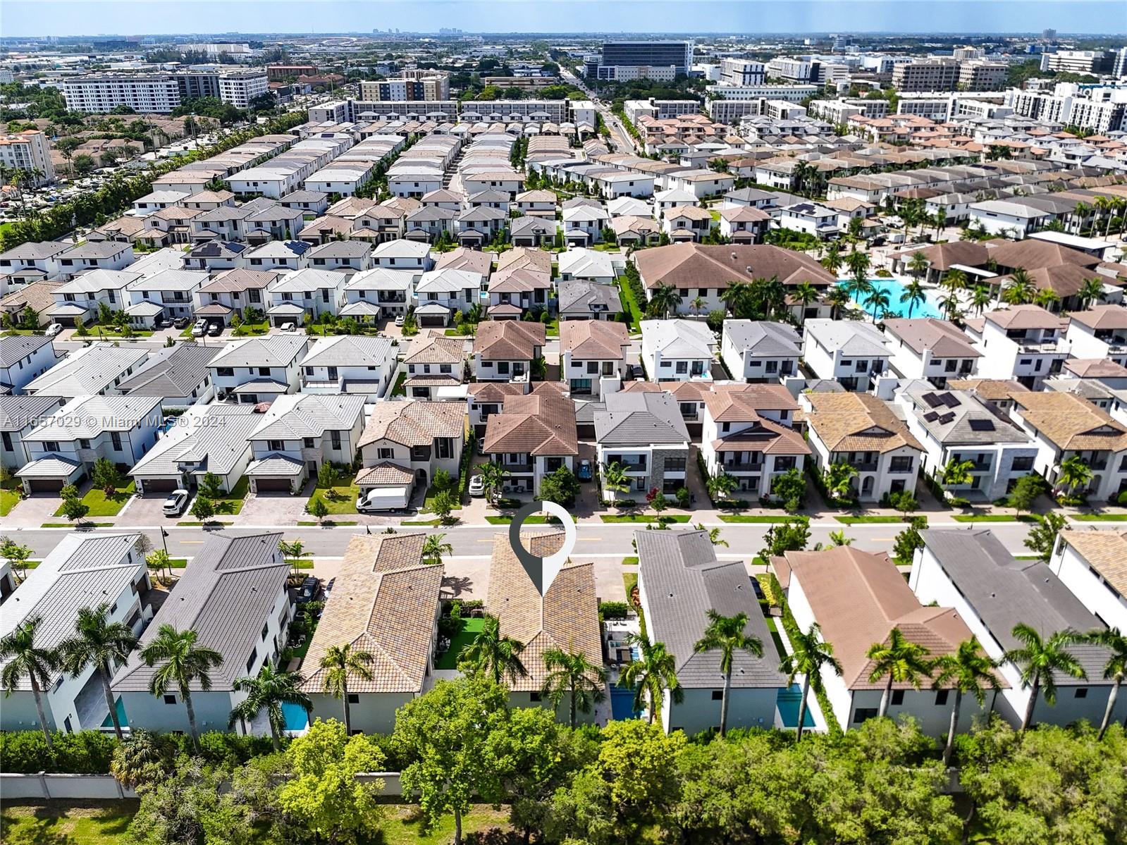 8115 NW 48th Ter