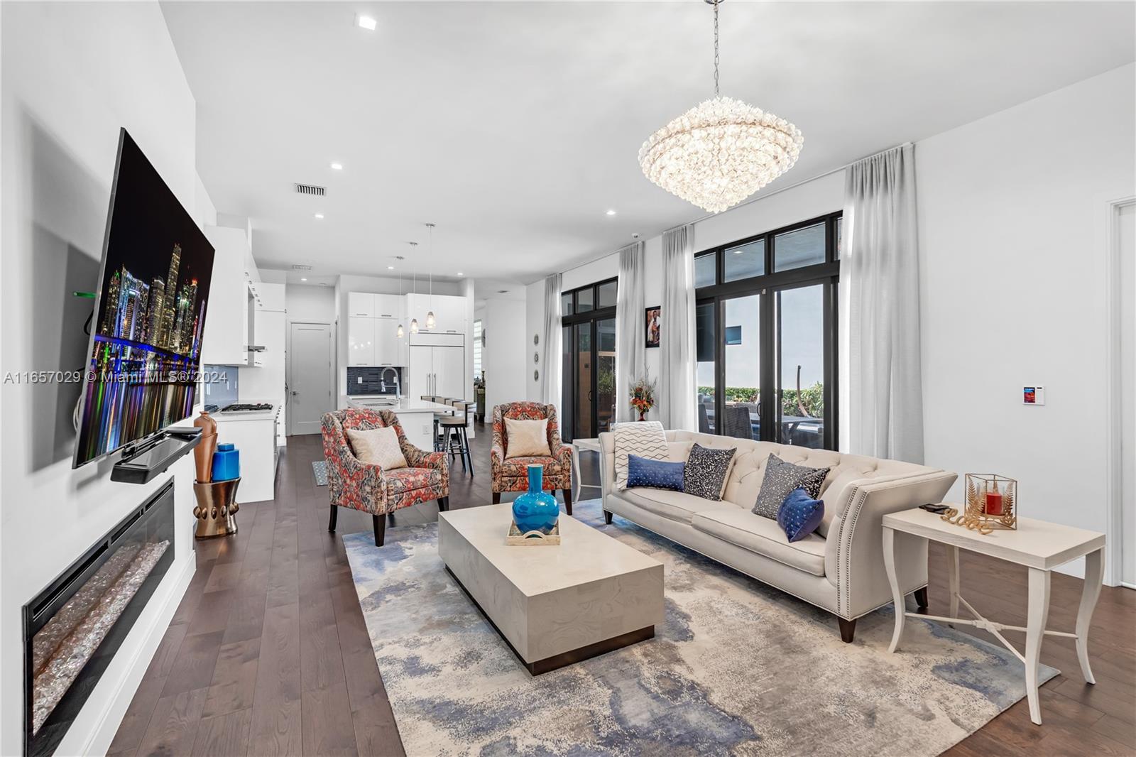 8115 NW 48th Ter