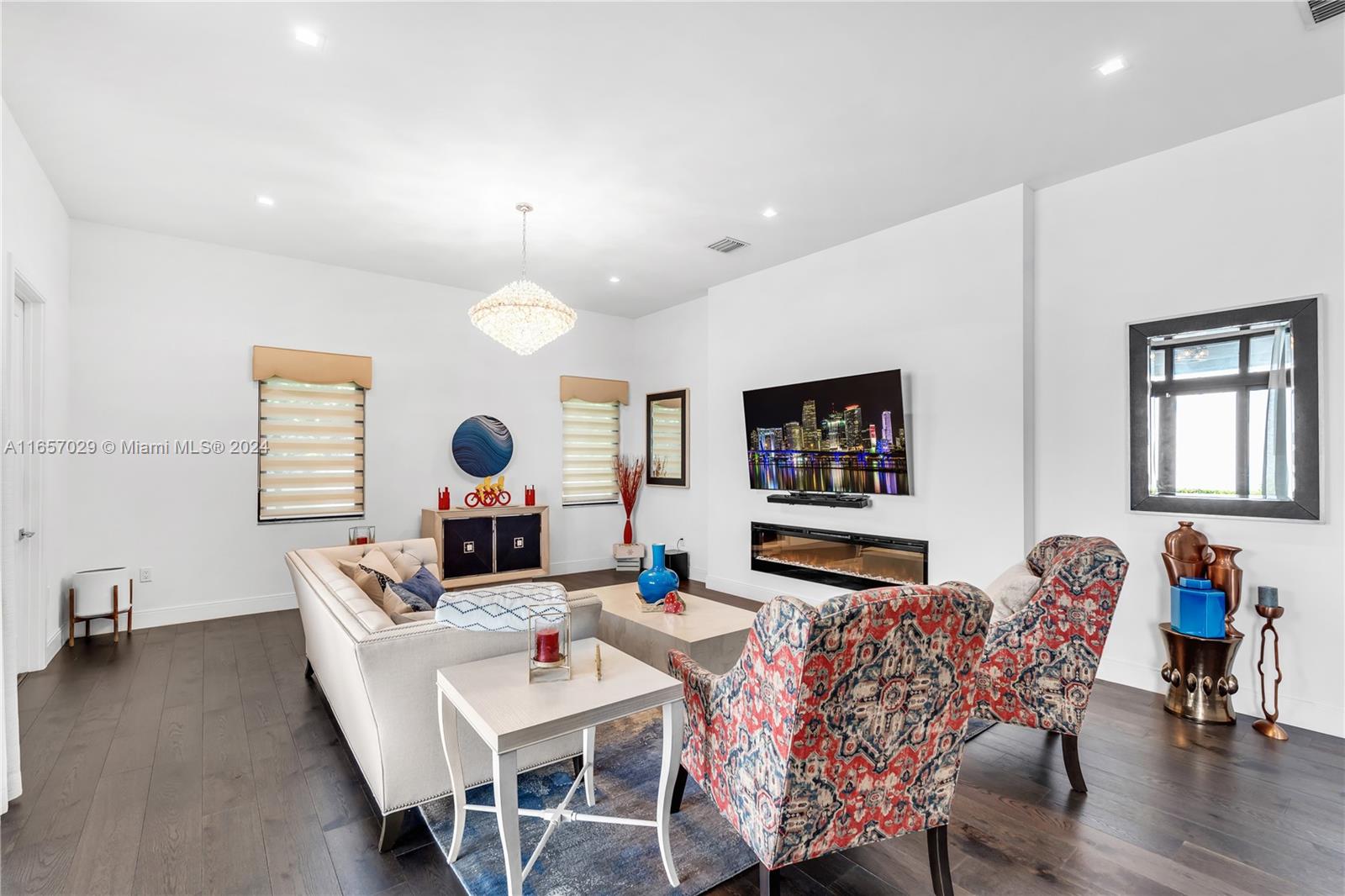 8115 NW 48th Ter