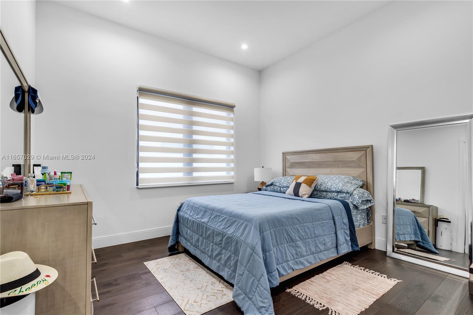 8115 NW 48th Ter
