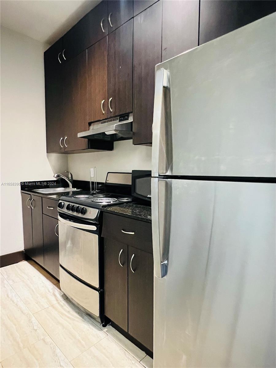 1330 Pennsylvania Ave # 204