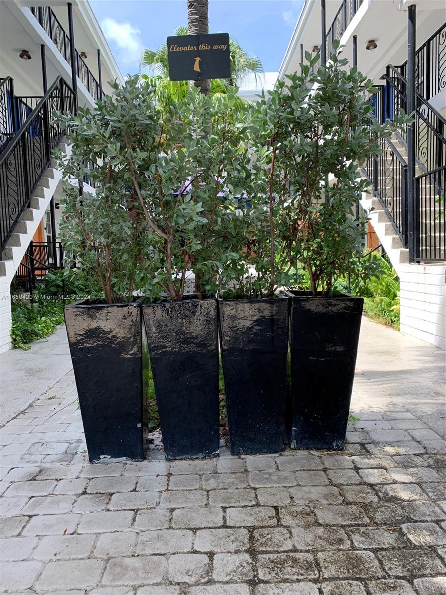 1330 Pennsylvania Ave # 214