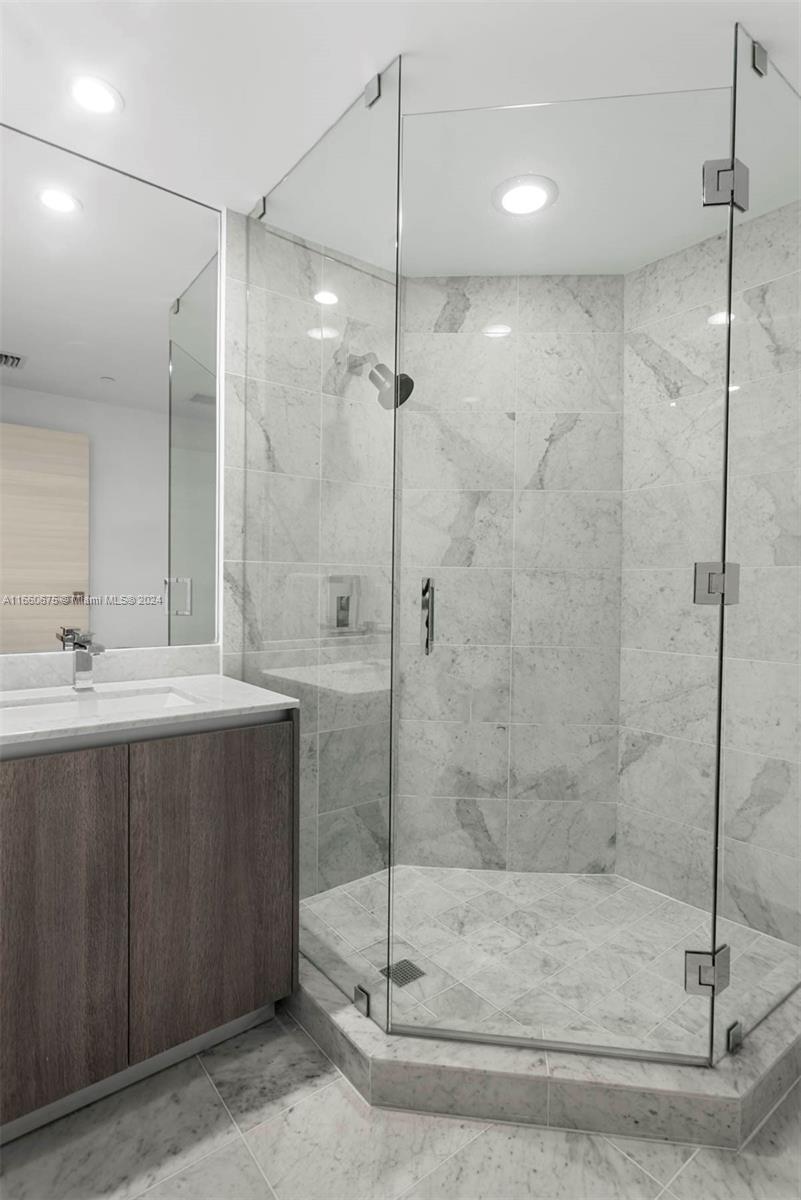 801 S Miami Ave Unit: 2004