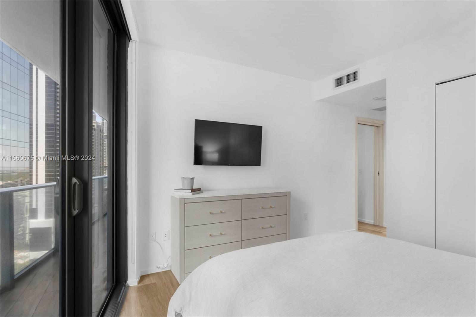 801 S Miami Ave Unit: 2004