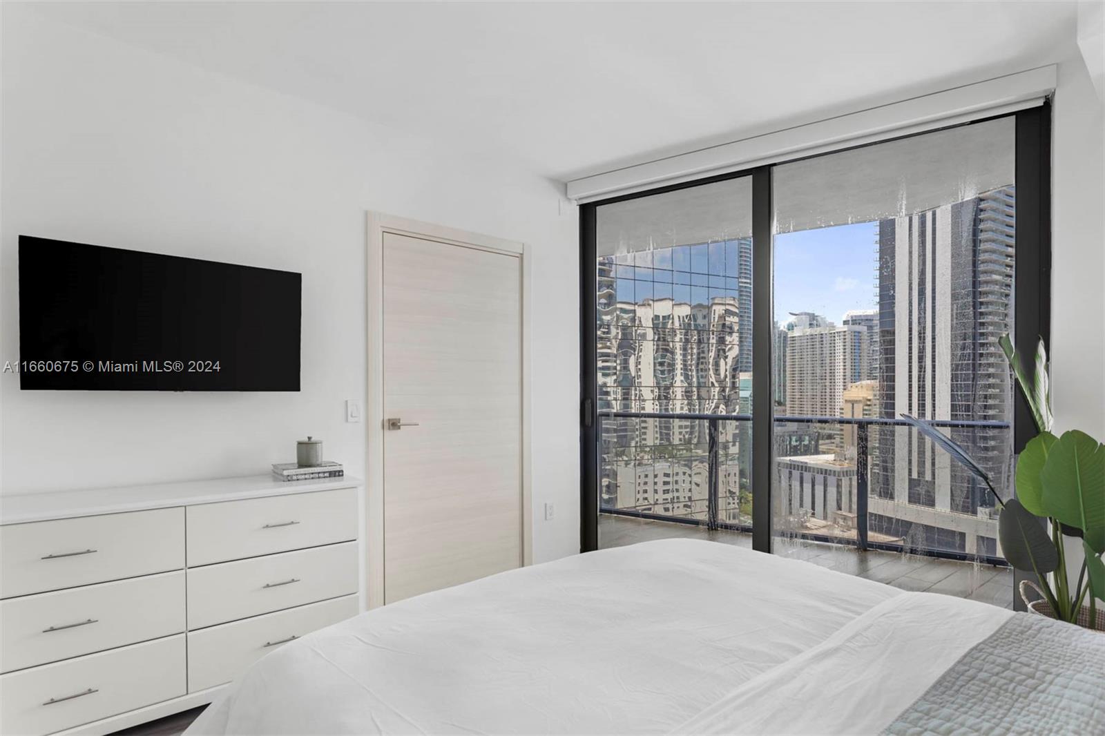 801 S Miami Ave Unit: 2004