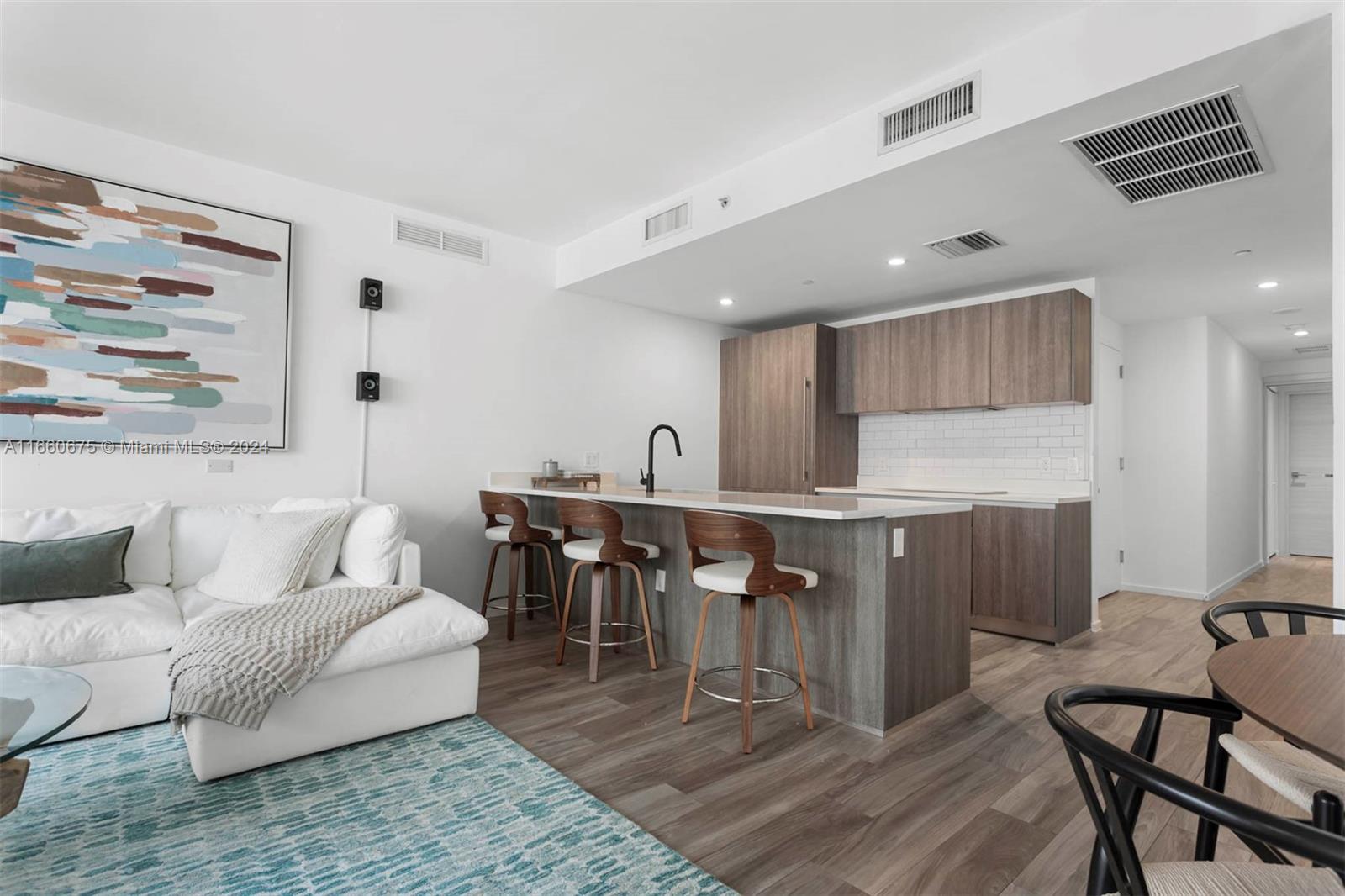 801 S Miami Ave Unit: 2004