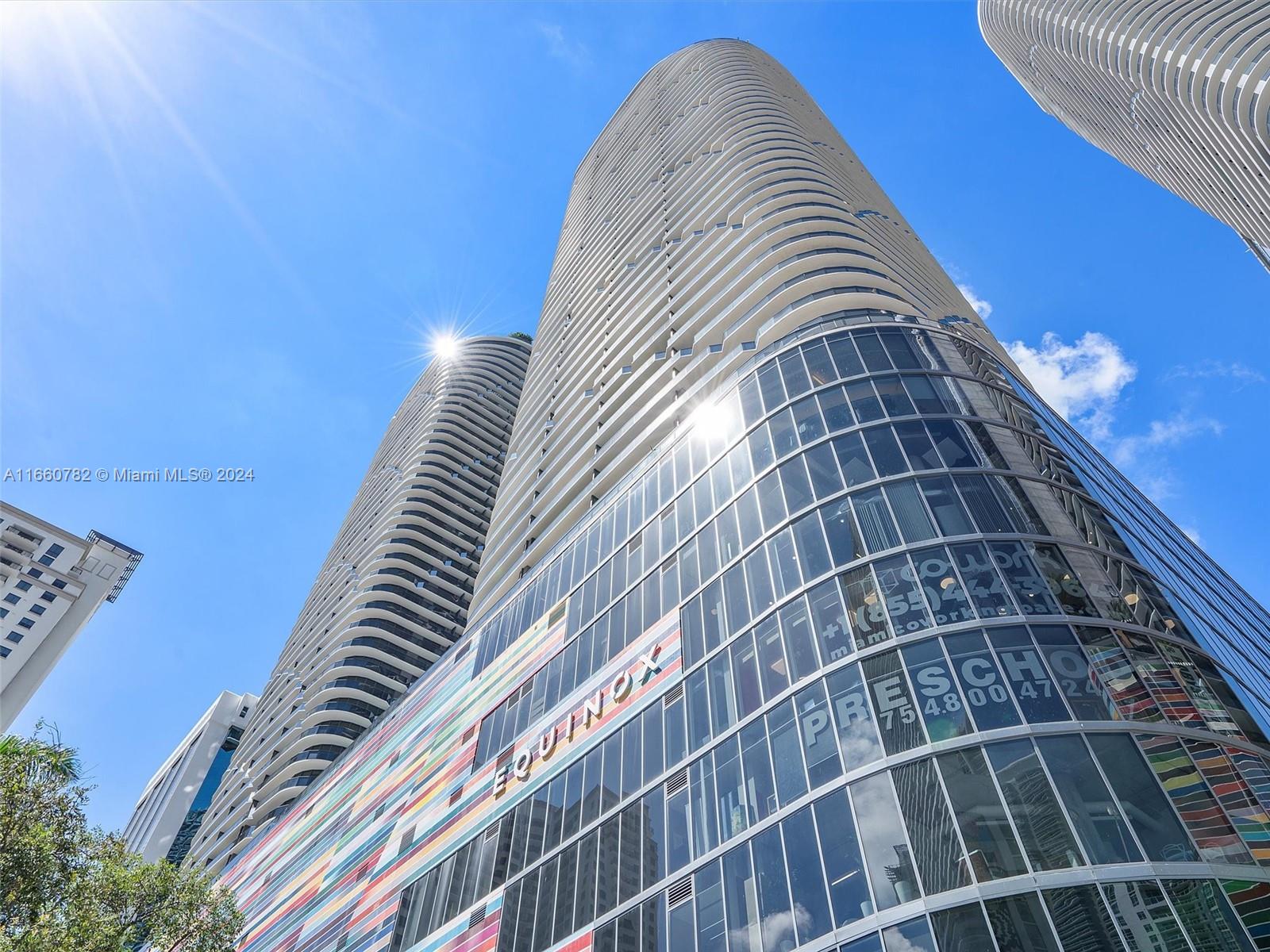 55 SW 9th St # 4309