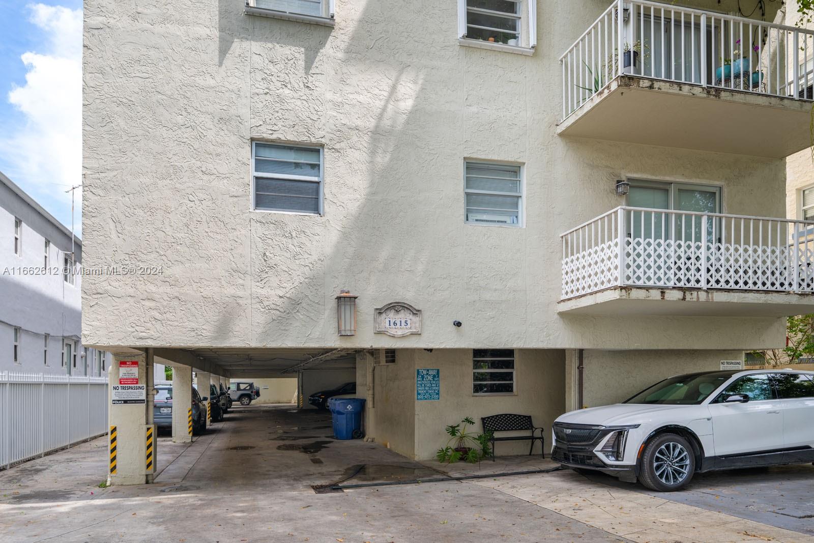 1615 Meridian Ave # 401
