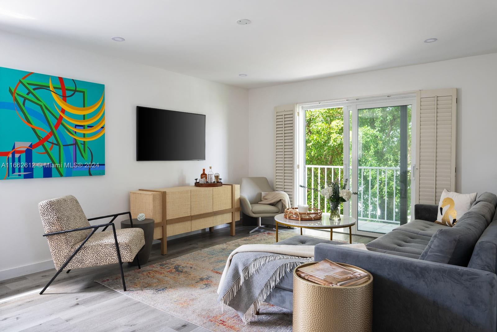 1615 Meridian Ave # 401