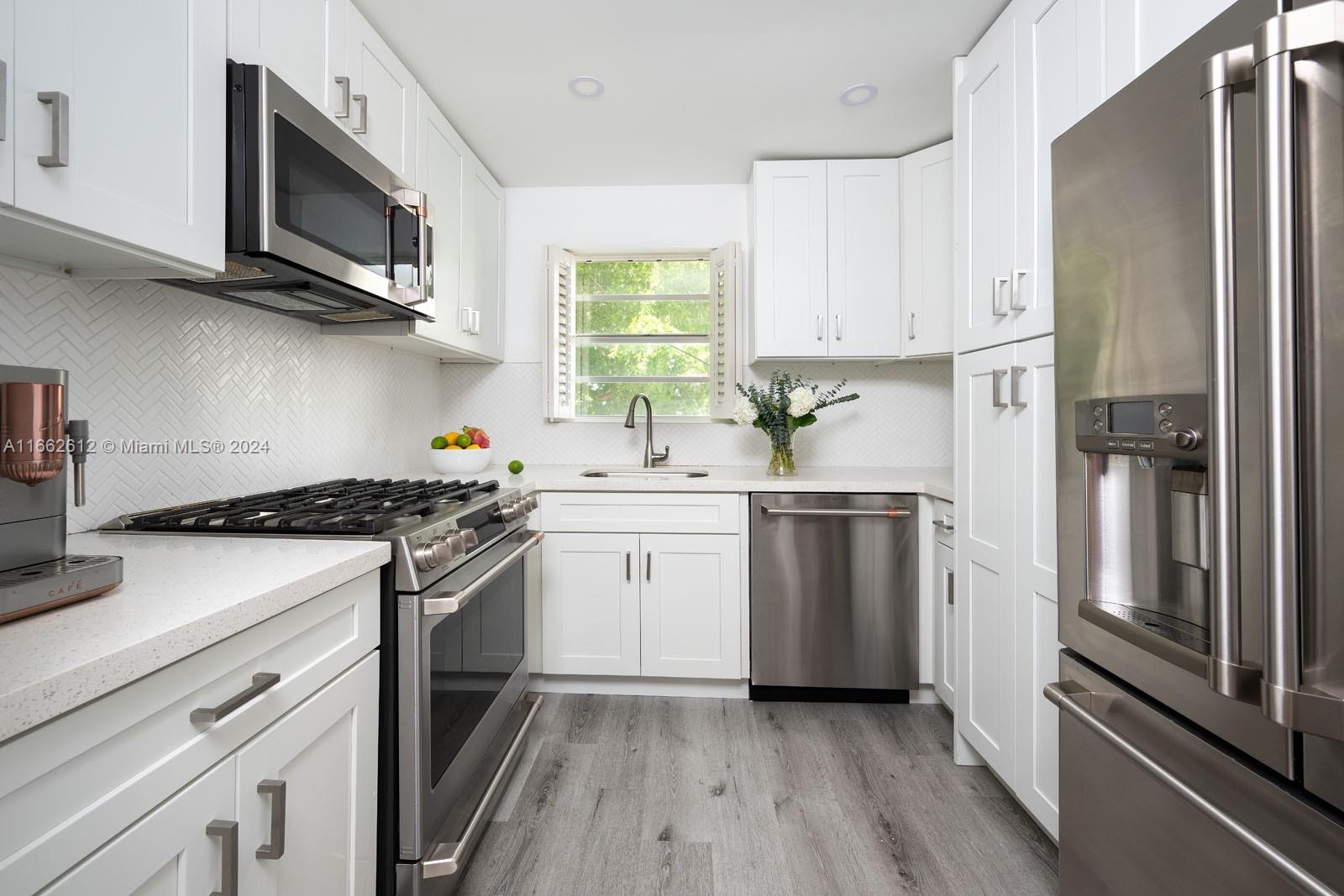 1615 Meridian Ave # 401