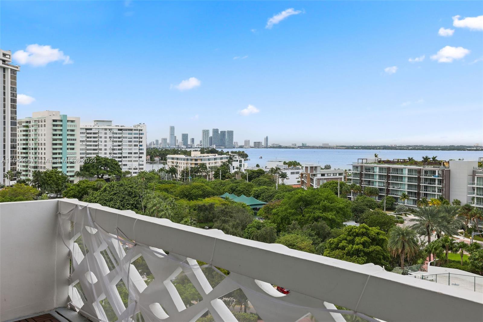 20 Island Ave # 905