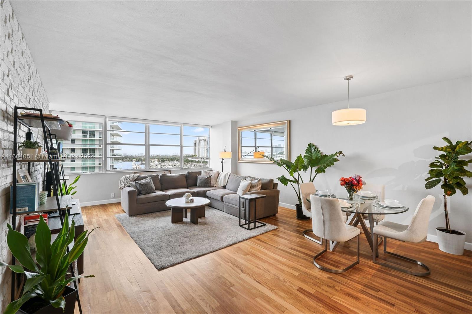 20 Island Ave # 905