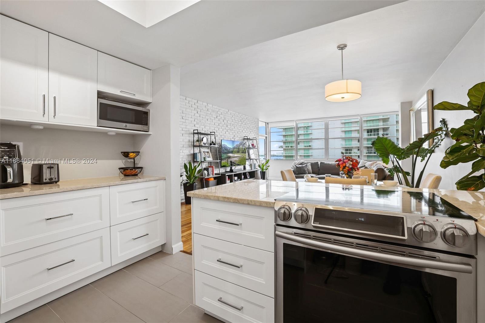 20 Island Ave # 905