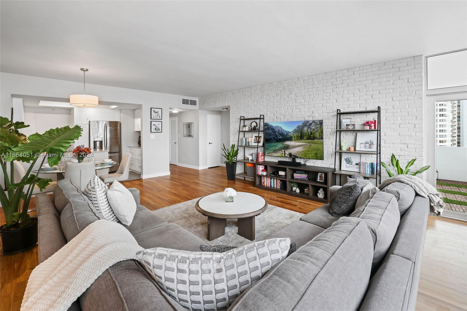 20 Island Ave # 905