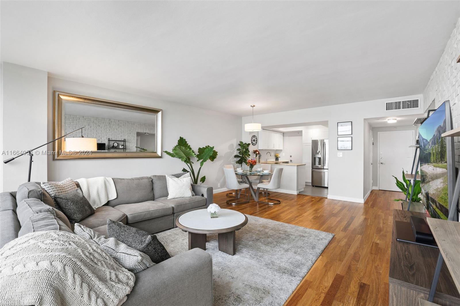 20 Island Ave # 905