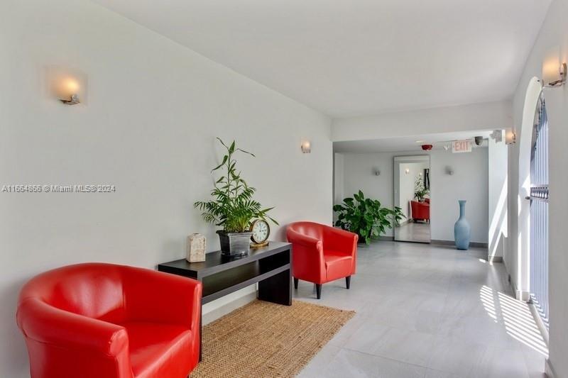 2455 Flamingo Dr # 201