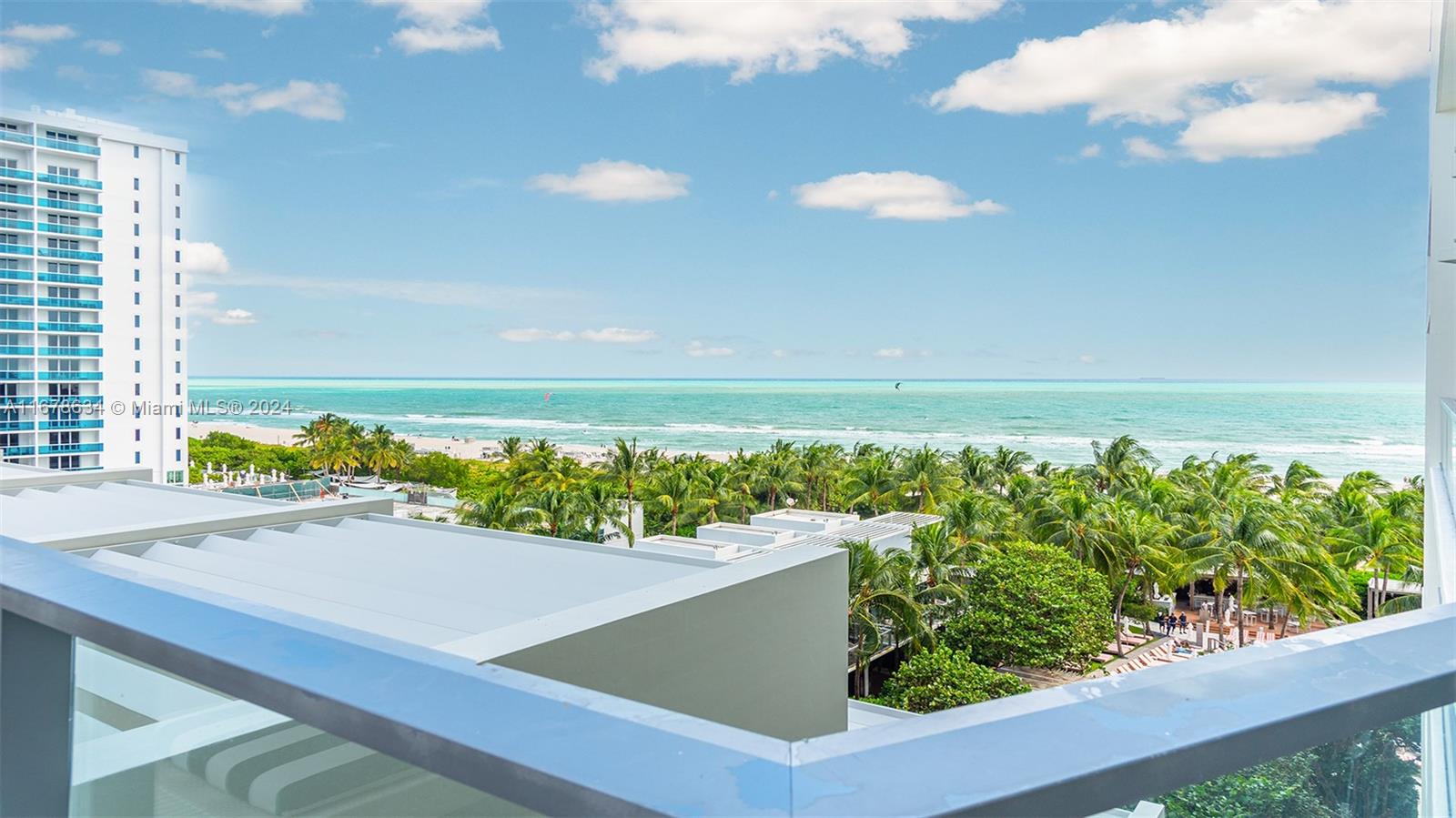 2201 Collins Ave # 711