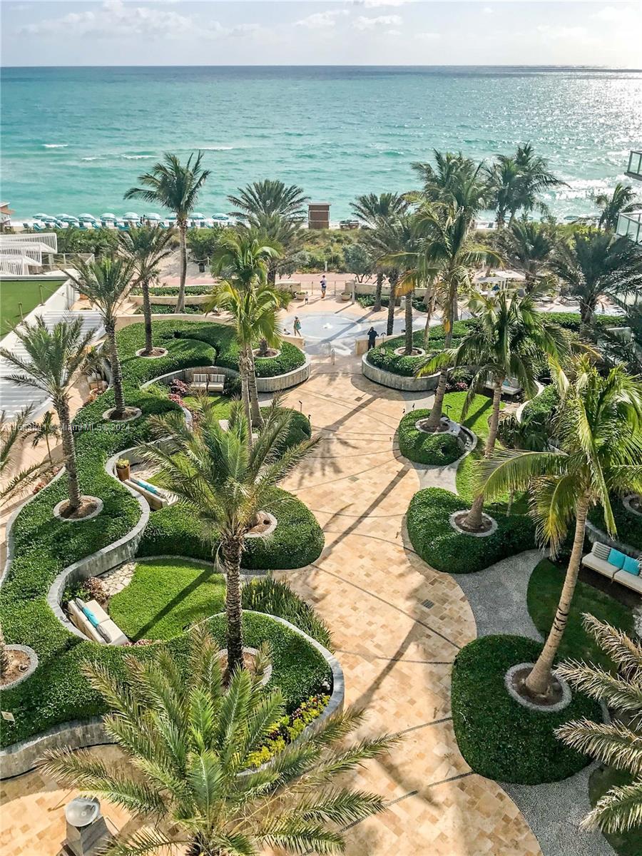 6799 Collins Ave # 1604